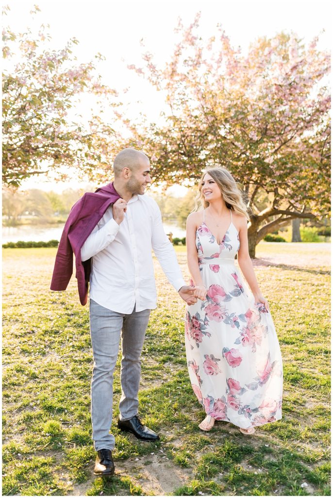 engagement photos at divine park