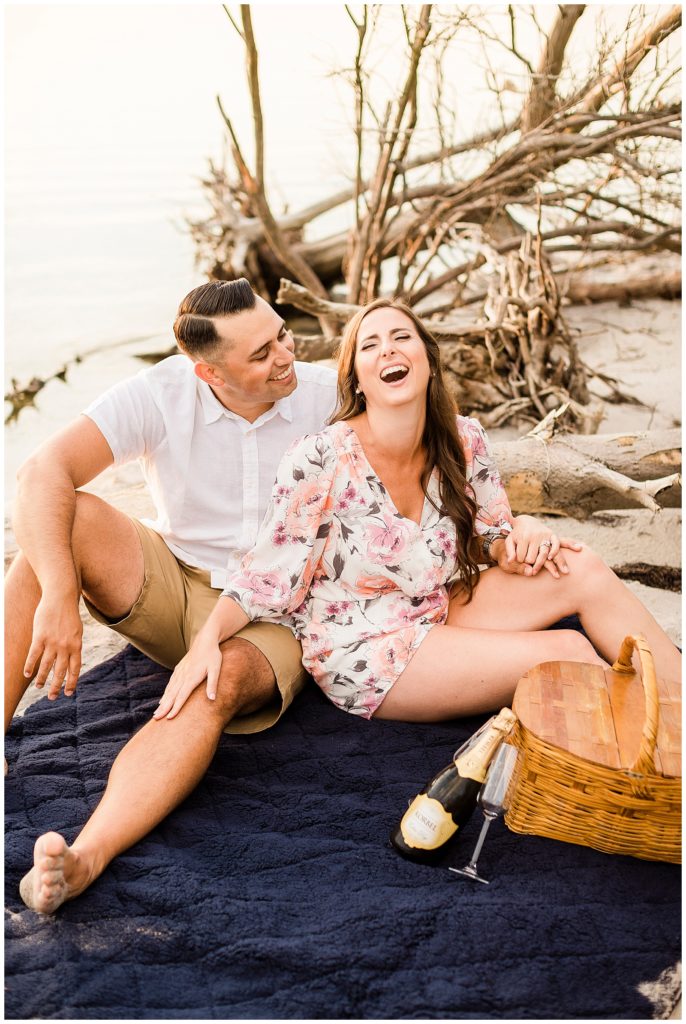 picnic engagement session